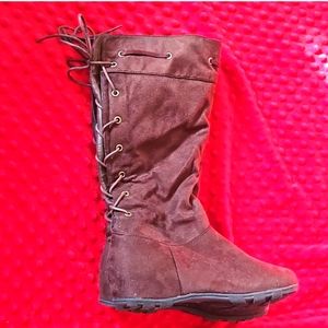 Suede faux Lace up and functional zipper boots Size 6 Brand Wanted